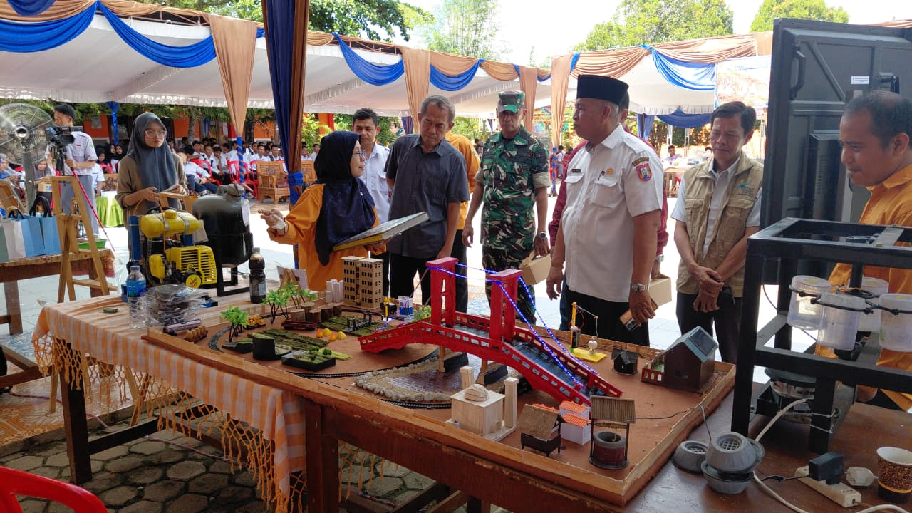 Visual pendukung inovasi keselamatan lalu lintas