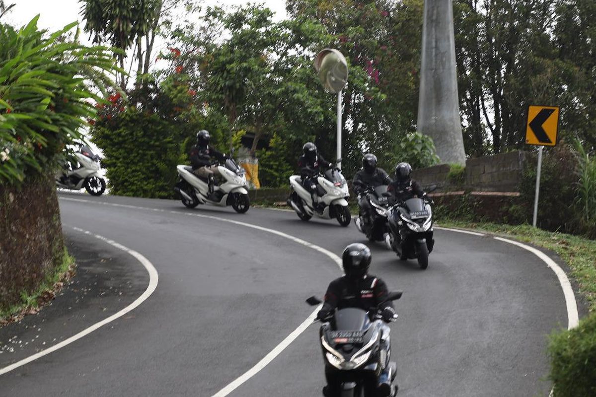 Aktivitas sosial dan edukasi masyarakat