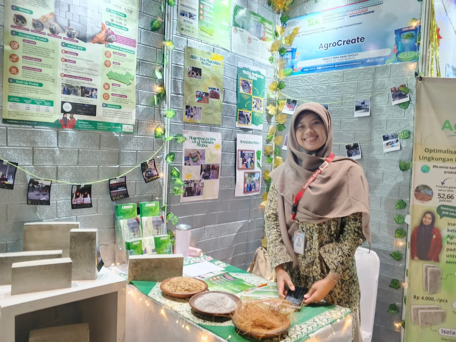Dokumentasi pameran atau eksibisi karya